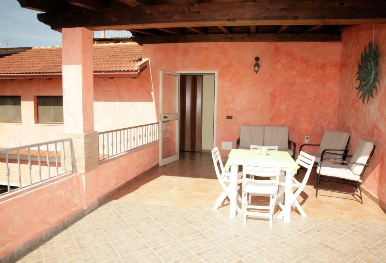 L'Isola Felice Apartment 蒙塞拉托 外观 照片