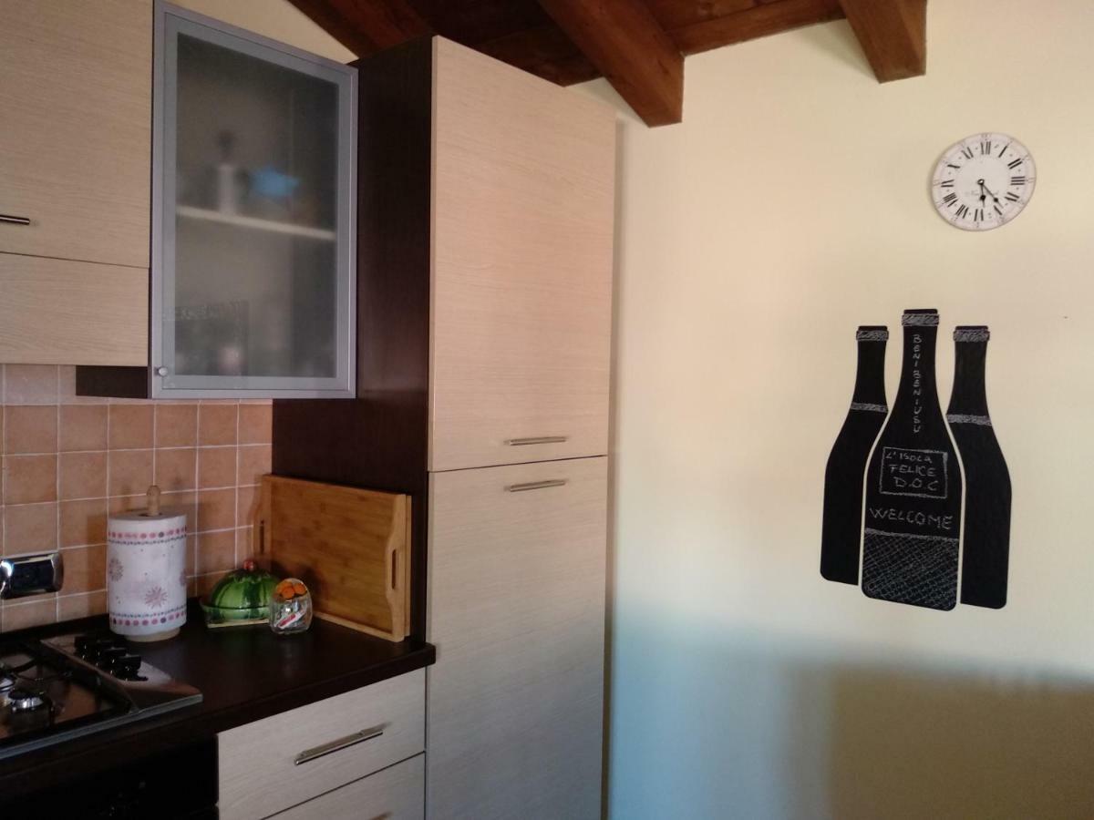 L'Isola Felice Apartment 蒙塞拉托 外观 照片
